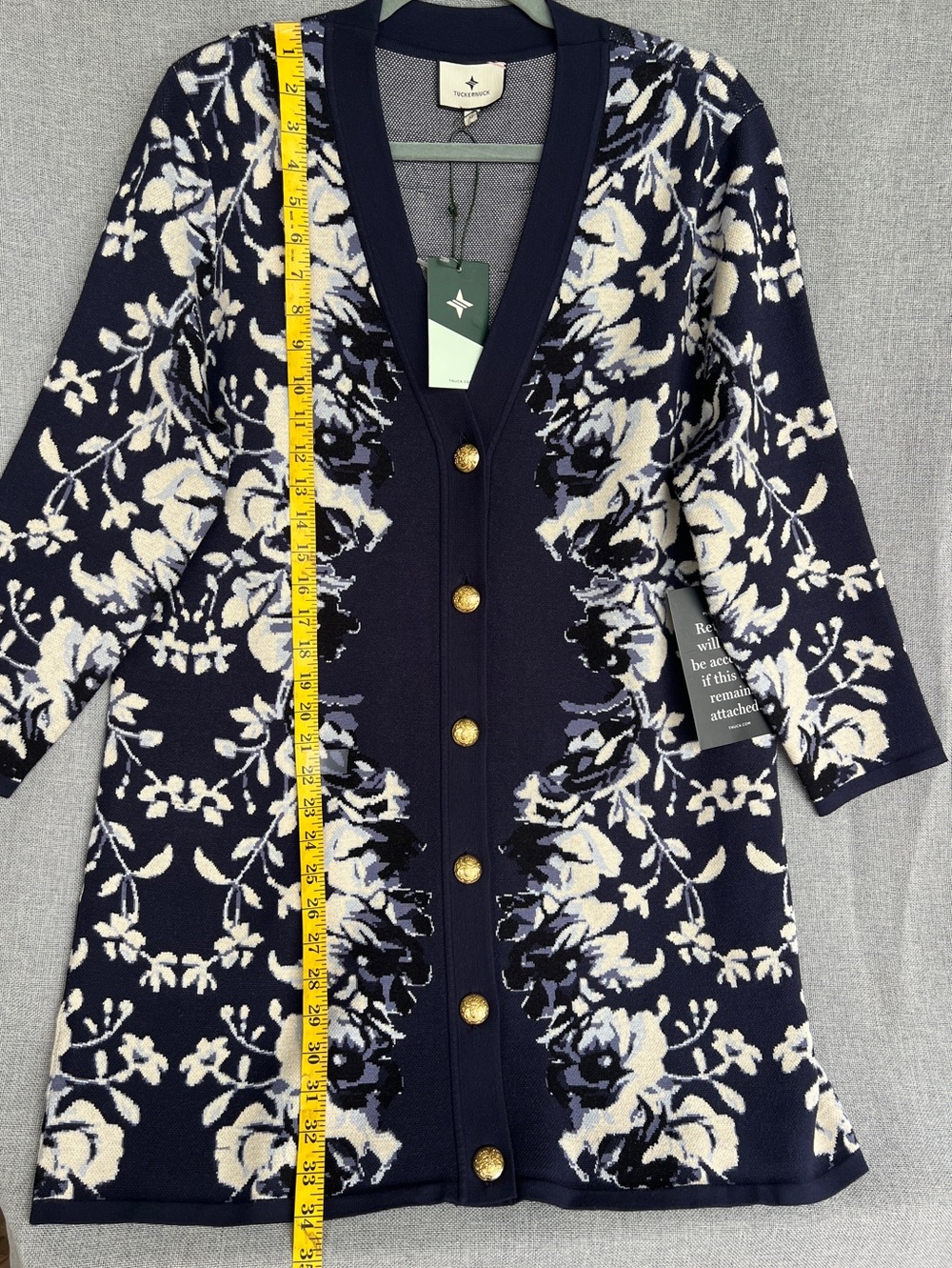 Tuckernuck Floral Horizon Knit Jacquard Cardigan floral navy cream size M - Picture 14 of 17